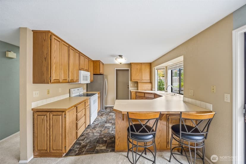 Property photo for 8003 53rd Street Ct W, University Place photo 9