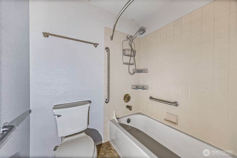 Property photo for 8003 53rd Street Ct W, University Place photo 21