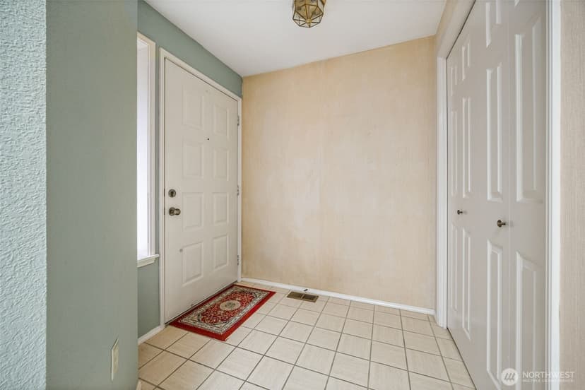 Property photo for 8003 53rd Street Ct W, University Place photo 5