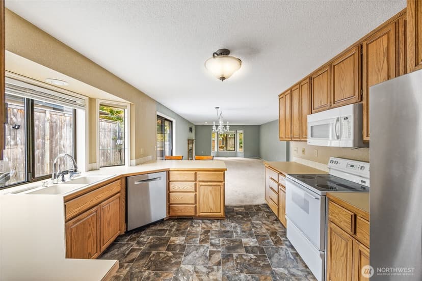 Property photo for 8003 53rd Street Ct W, University Place photo 11