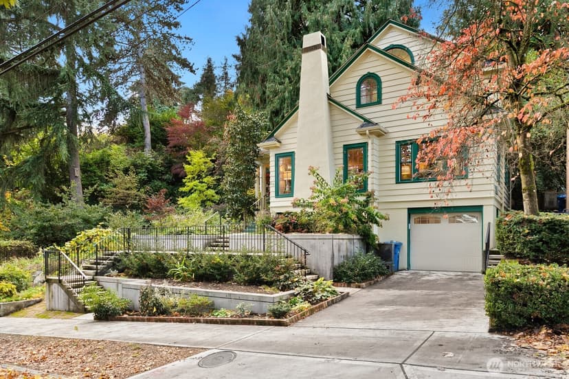 Property photo for 615 36th Avenue, Seattle photo 4