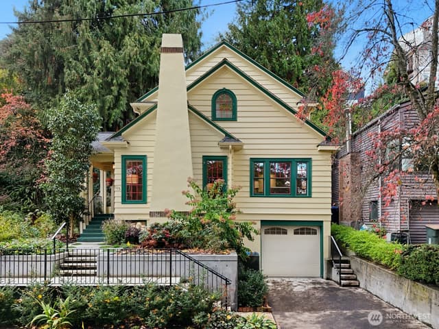 Property photo for 615 36th Avenue, Seattle photo 2