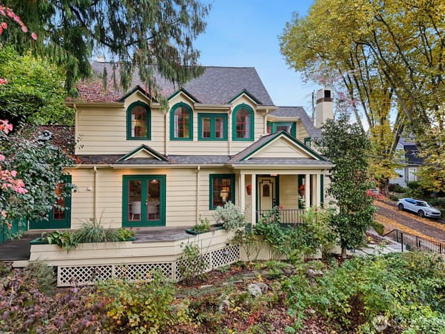 Property photo for 615 36th Avenue, Seattle photo 3