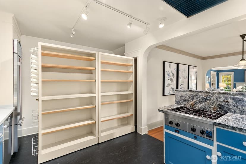 Property photo for 615 36th Avenue, Seattle photo 16