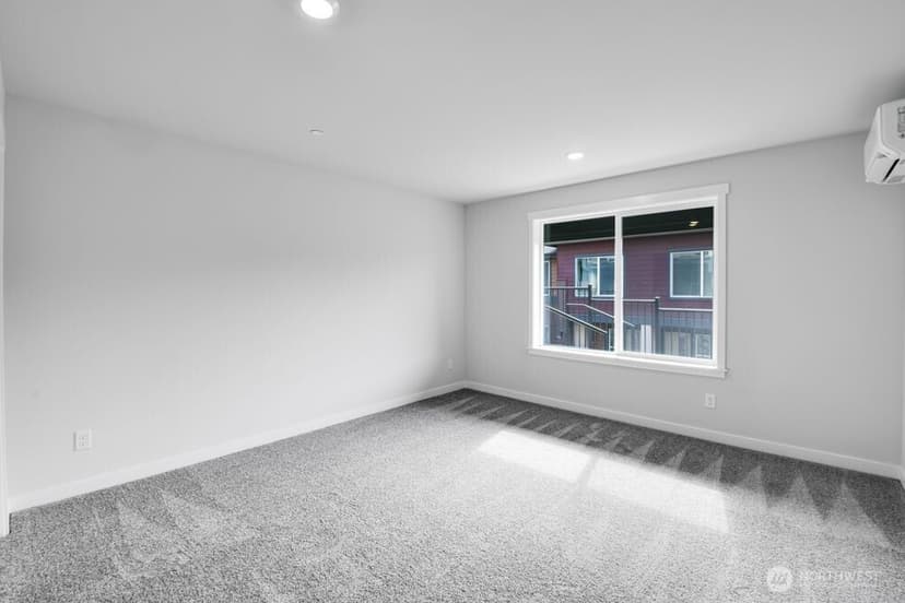 Property photo for 13209 NE 127th Way #C, Kirkland photo 7