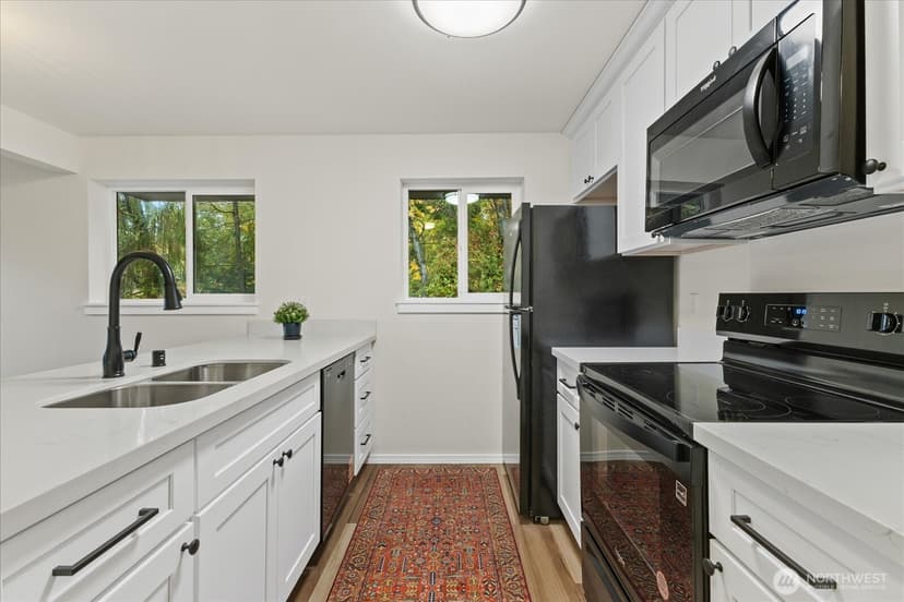 Property photo for 12600 57th Avenue S #B201, Seattle photo 7