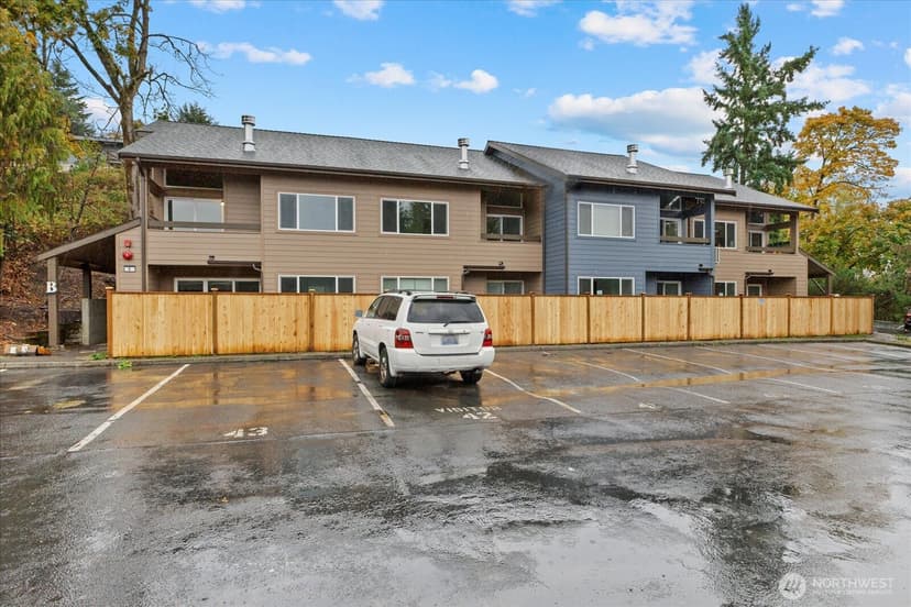 Property photo for 12600 57th Avenue S #B201, Seattle photo 3