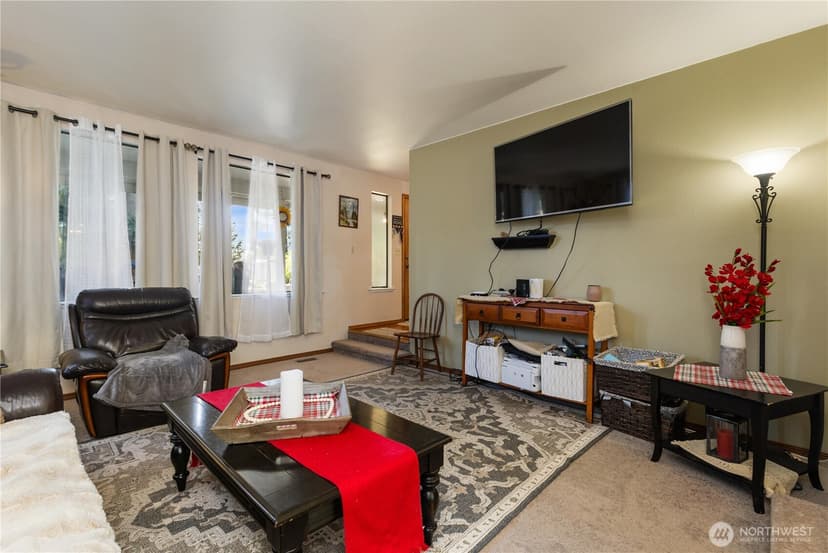 Property photo for 25507 Mountain Drive, Arlington photo 16