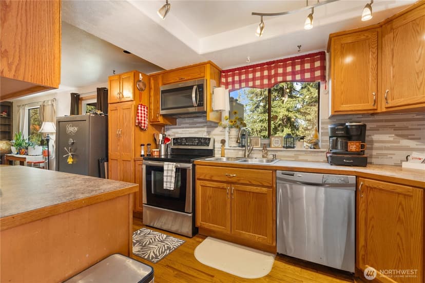 Property photo for 25507 Mountain Drive, Arlington photo 15