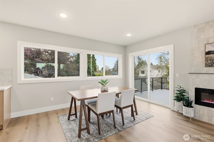 Property photo for 329 N 103rd Street, Seattle photo 11