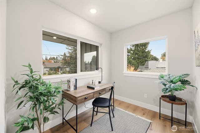 Property photo for 329 N 103rd Street, Seattle photo 5