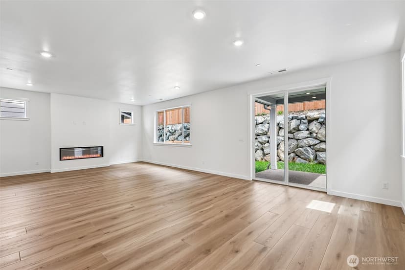 Property photo for 24229 13th Avenue SE #CR27, Bothell photo 7