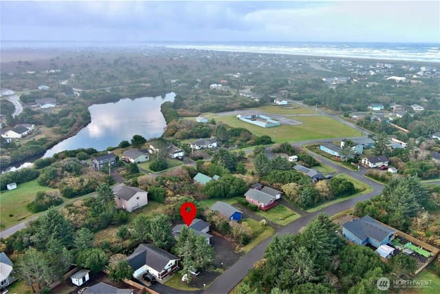 Property photo for 277 S Wynoochee Drive SW, Ocean Shores