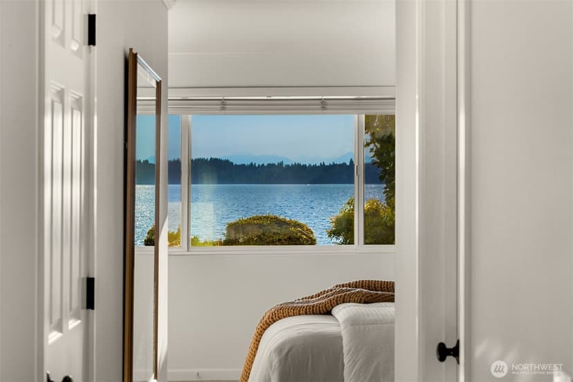 Property photo for 6620 Lake Washington Boulevard NE #101, Kirkland photo 13