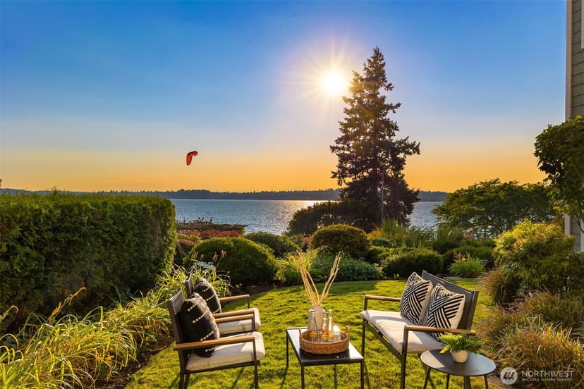 Property photo for 6620 Lake Washington Boulevard NE #101, Kirkland photo 26