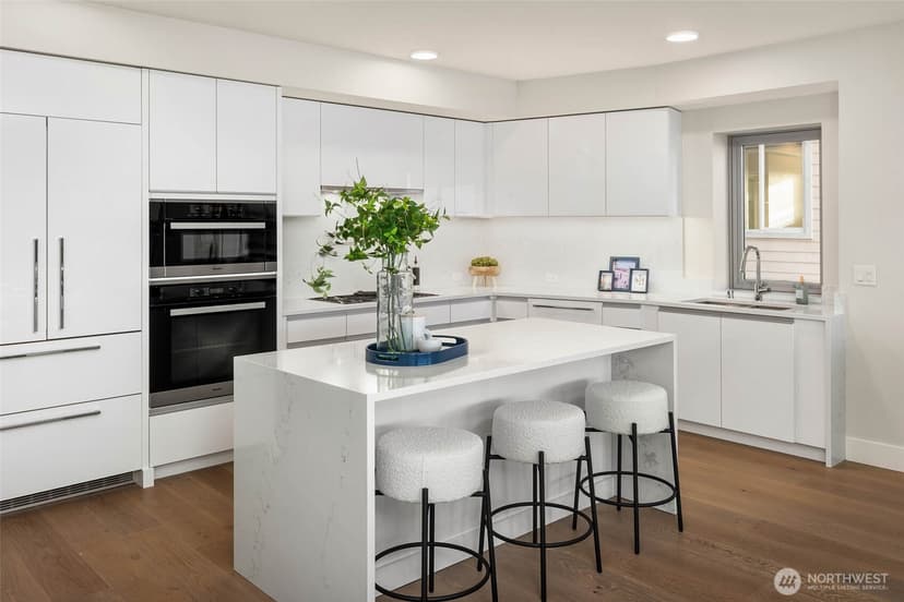 Property photo for 1250 Alki Avenue SW #2A, Seattle photo 10