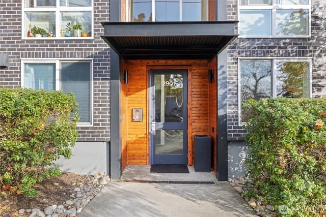 Property photo for 2901 S Jackson Street #507, Seattle photo 2