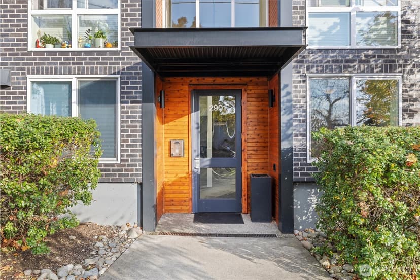 Property photo for 2901 S Jackson Street #507, Seattle photo 2