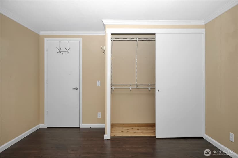 Property photo for 15253 Pine Drive, Renton photo 18