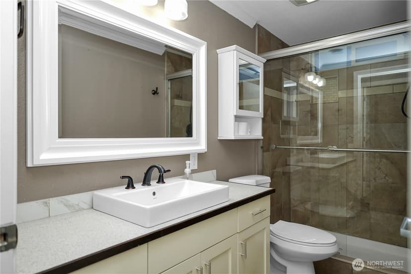 Property photo for 15253 Pine Drive, Renton photo 20