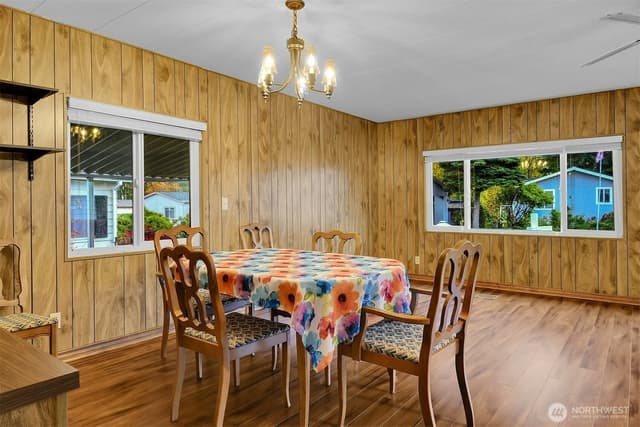 Property photo for 815 124 Street SW #117, Everett photo 3