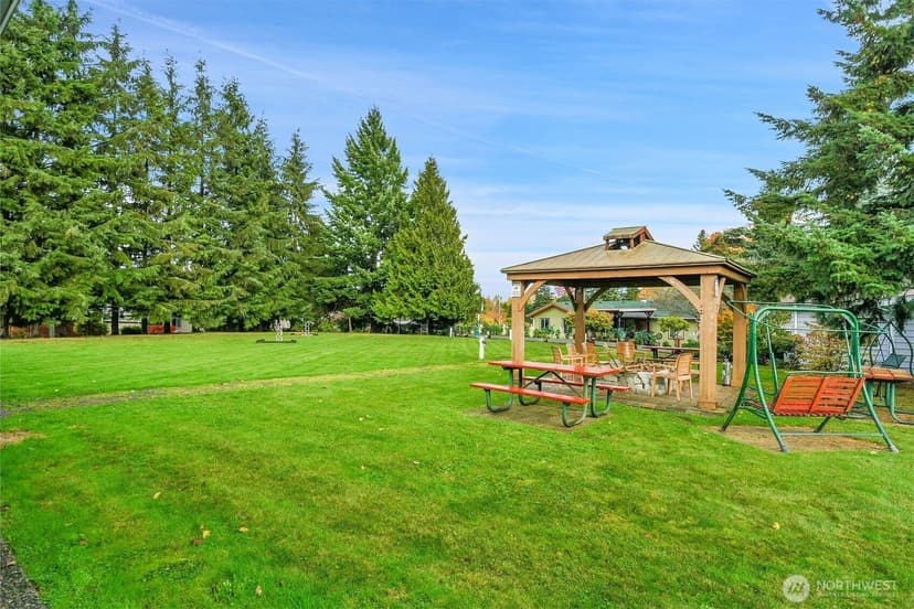 Property photo for 815 124 Street SW #117, Everett photo 16