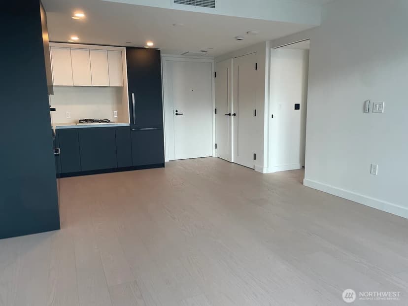 Property photo for 300 Virginia Street #2210, Seattle photo 4