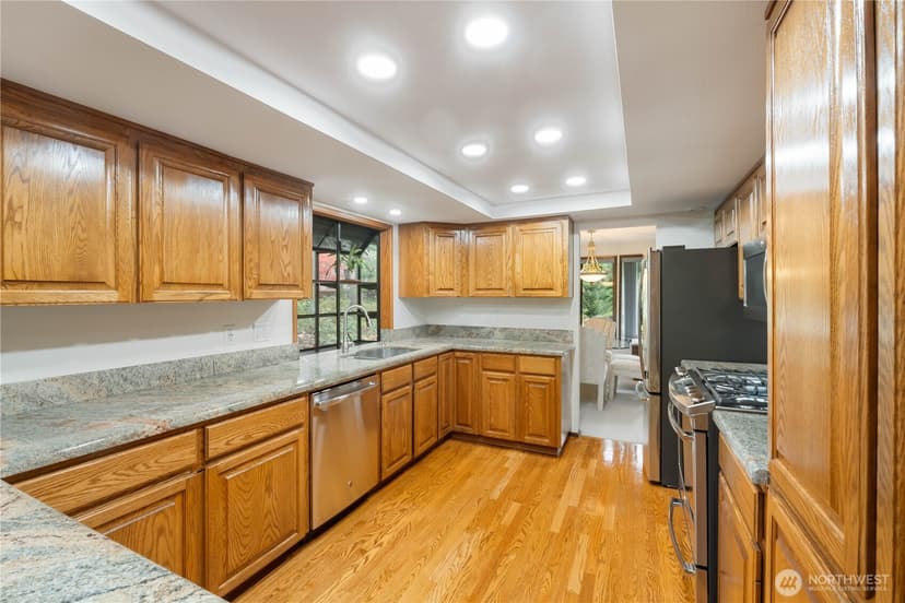 Property photo for 36607 9th Avenue SW, Federal Way photo 11