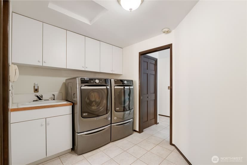 Property photo for 36607 9th Avenue SW, Federal Way photo 31