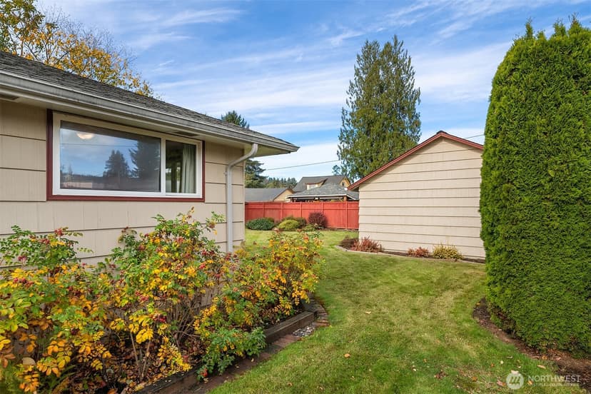 Property photo for 31740 W Commercial Street, Carnation photo 18