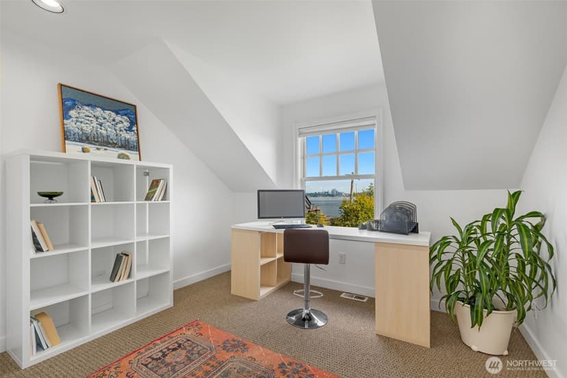 Property photo for 903 Lakeside Avenue S, Seattle photo 24