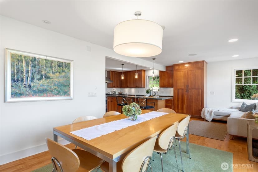 Property photo for 903 Lakeside Avenue S, Seattle photo 10