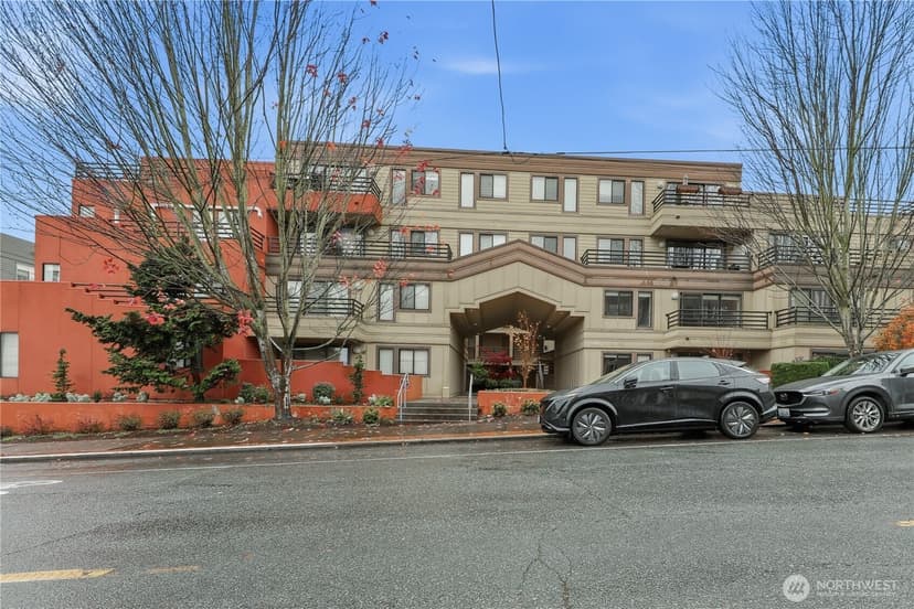 Property photo for 3401 Wallingford Avenue N #408, Seattle photo 15