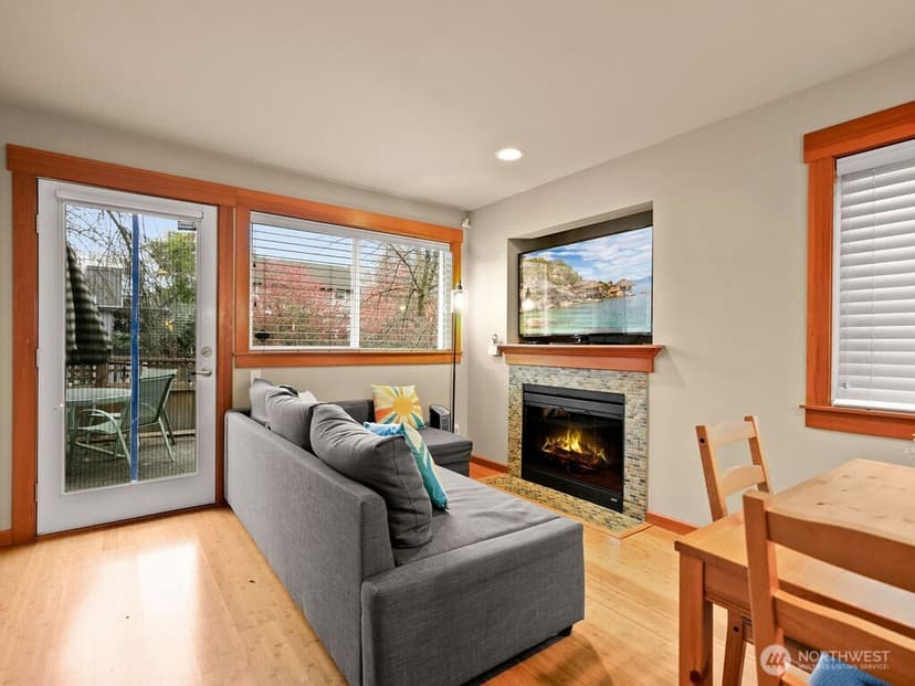 Property photo for 2025 S Main Street #B, Seattle photo 8
