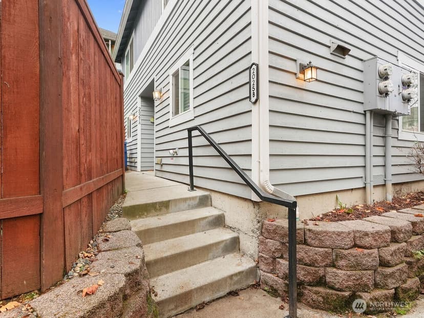 Property photo for 2025 S Main Street #B, Seattle photo 20