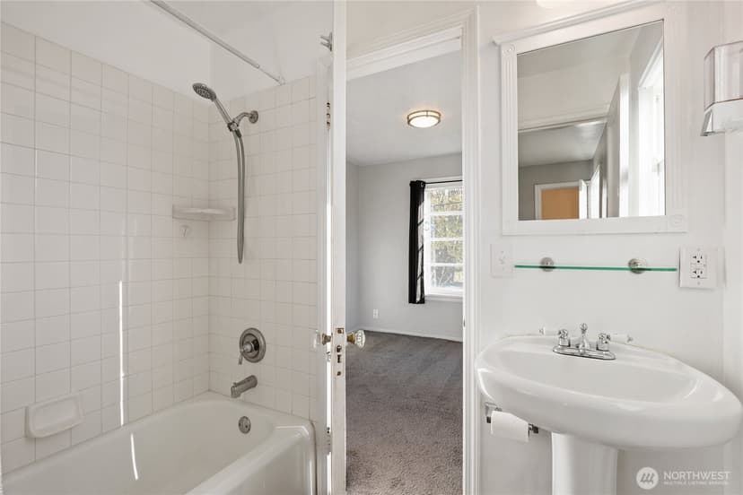 Property photo for 1519 N Callow Avenue, Bremerton photo 10