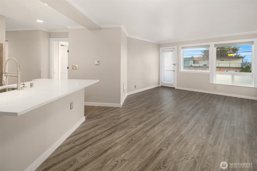 Property photo for 1511 14th Avenue S #103, Seattle photo 15