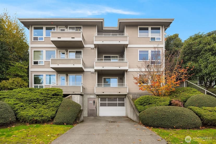 Property photo for 1511 14th Avenue S #103, Seattle photo 2