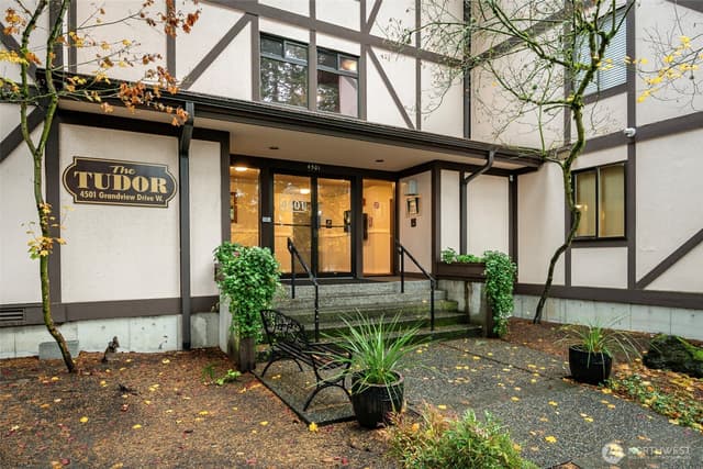 Property photo for 4501 Grandview Drive W #T-114, University Place photo 2