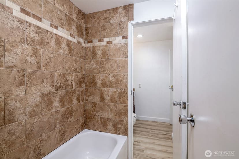 Property photo for 4501 Grandview Drive W #T-114, University Place photo 13