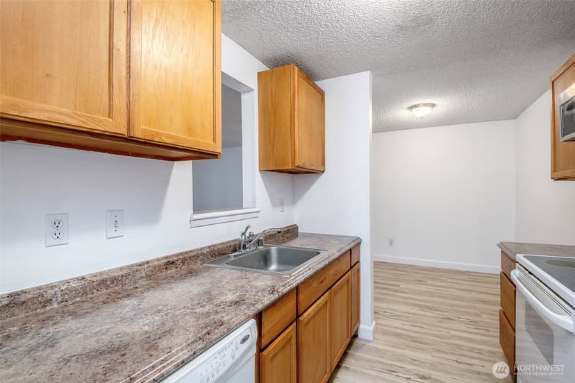 Property photo for 4501 Grandview Drive W #T-114, University Place photo 7