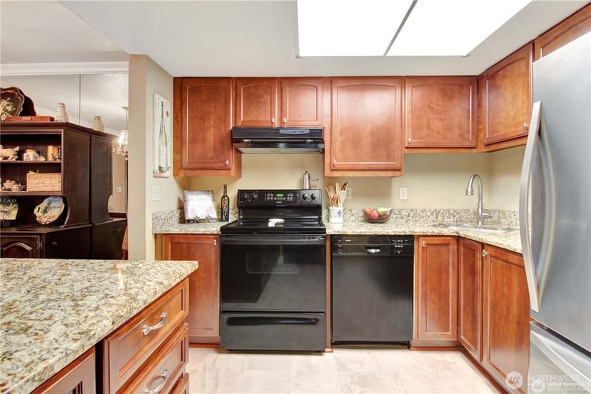 Property photo for 4106 Factoria Boulevard SE #116, Bellevue photo 11