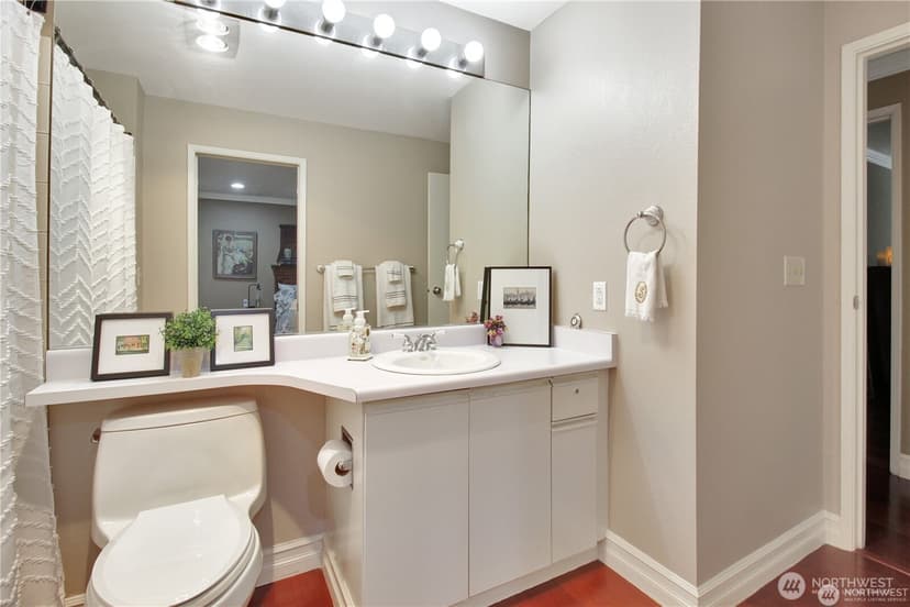Property photo for 4106 Factoria Boulevard SE #116, Bellevue photo 17