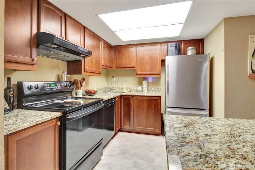Property photo for 4106 Factoria Boulevard SE #116, Bellevue photo 12