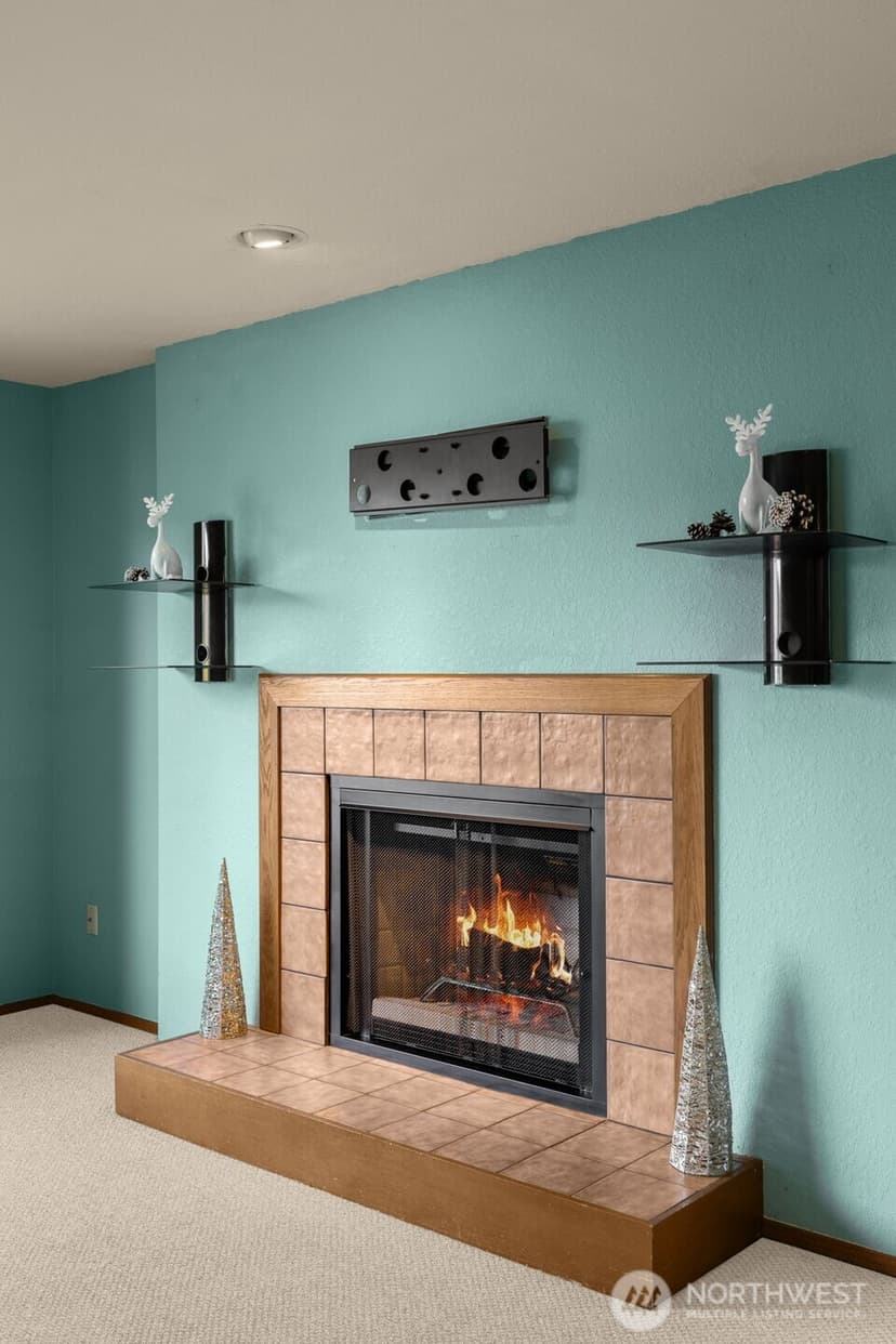 Property photo for 9512 1st Avenue NE #301, Seattle photo 12