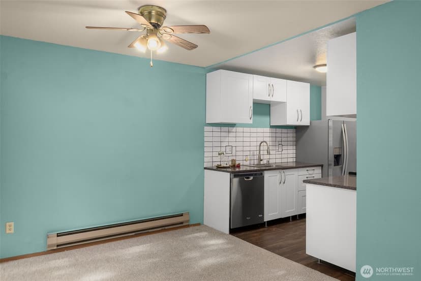 Property photo for 9512 1st Avenue NE #301, Seattle photo 8