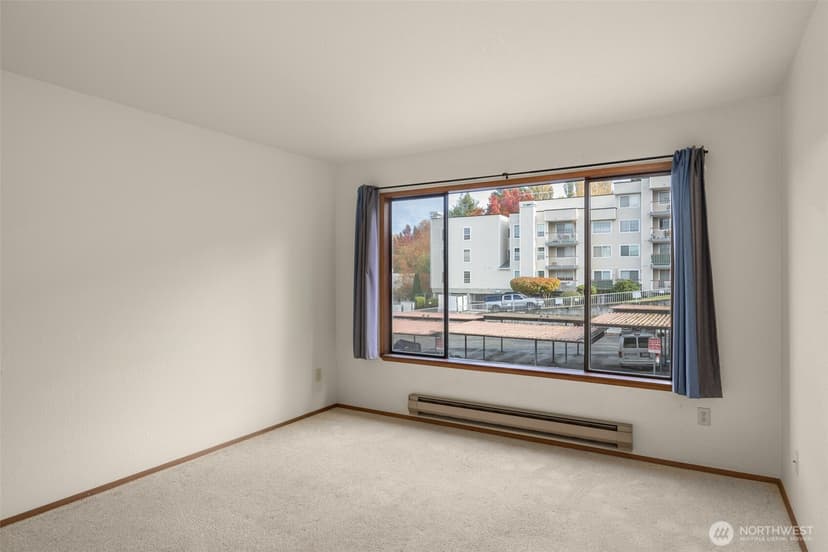 Property photo for 9512 1st Avenue NE #301, Seattle photo 21