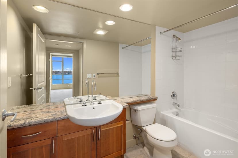 Property photo for 2929 1st Avenue #1200, Seattle photo 15