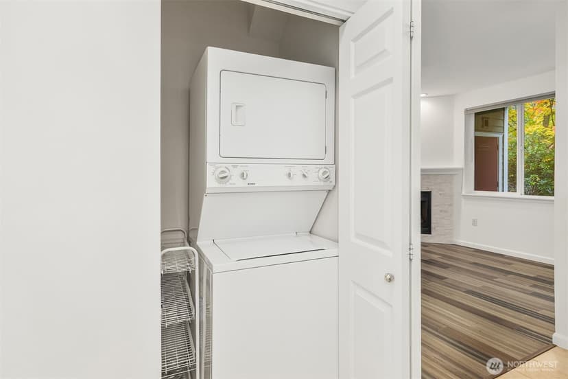 Property photo for 13000 Admiralty Way #L104, Everett photo 12