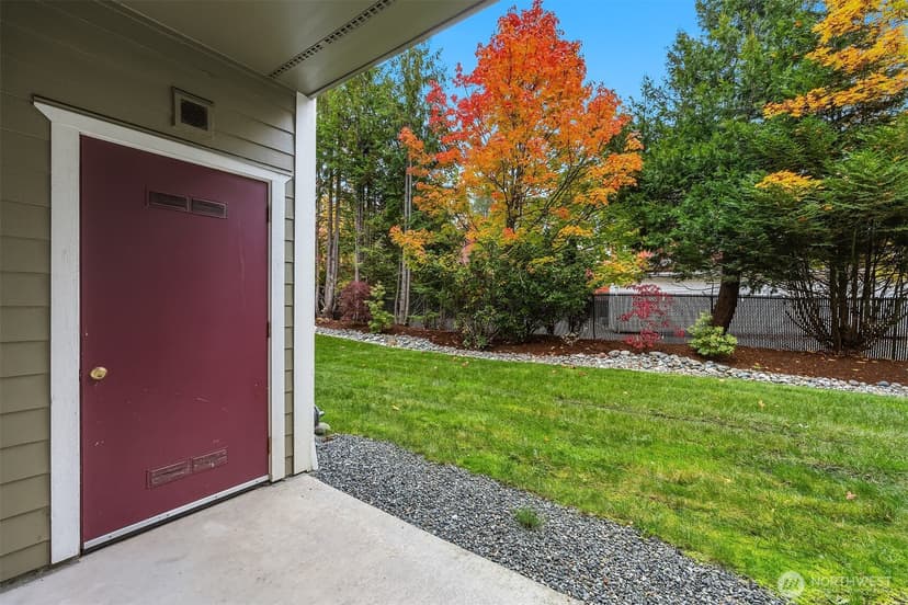Property photo for 13000 Admiralty Way #L104, Everett photo 16